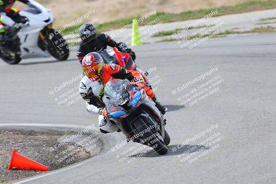 media/Mar-05-2023-TrackXperience (Sun) [[a95d40e56a]]/Group 2/session 2 turn 4/